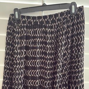 Club Monaco Black and White Patterned Skirt